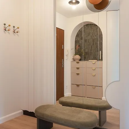 Apartment M17 - By Jwpm